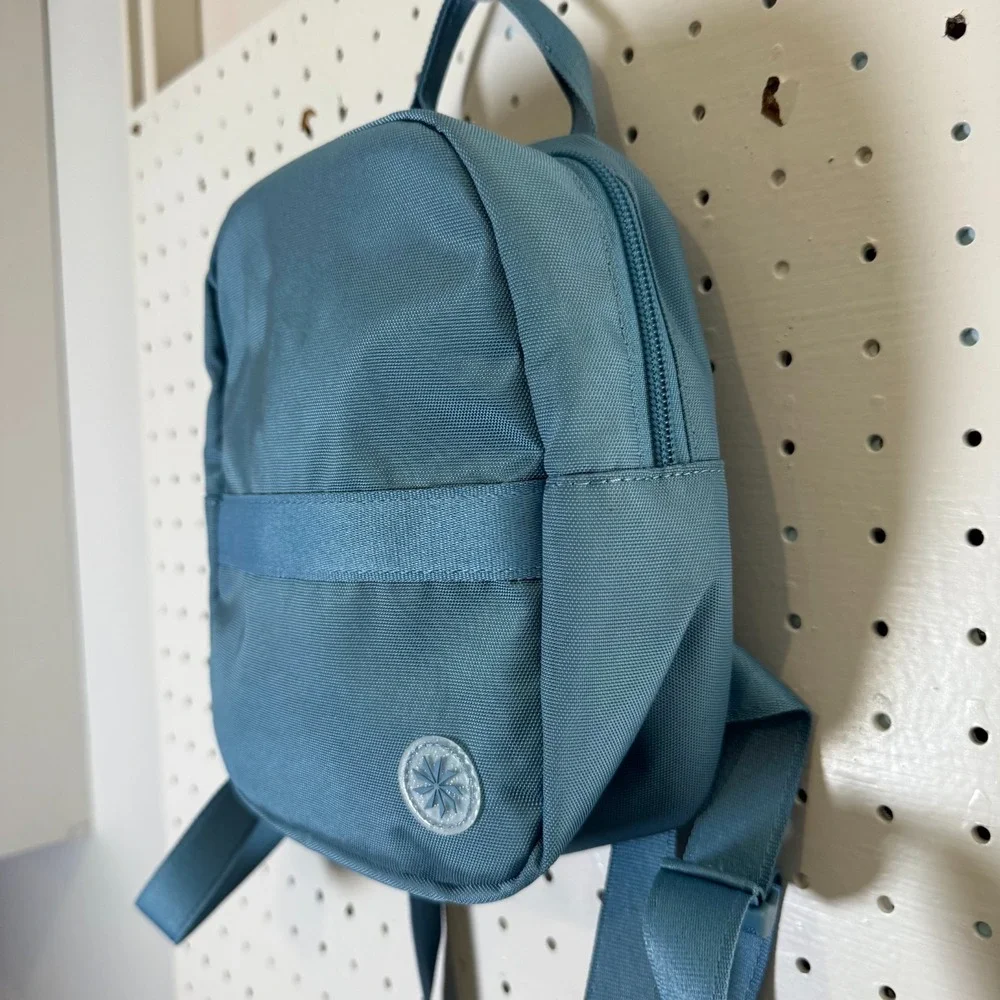 Athleta Girl Power Up Mini Small Backpack Teal Kids Zipper School Travel‎ Bag